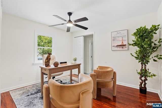 54 Haven Avenue, Bergenfield, NJ 07621