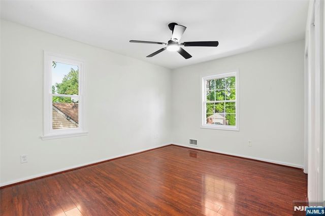 54 Haven Avenue, Bergenfield, NJ 07621