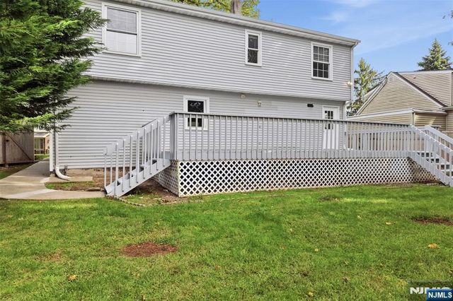 54 Haven Avenue, Bergenfield, NJ 07621