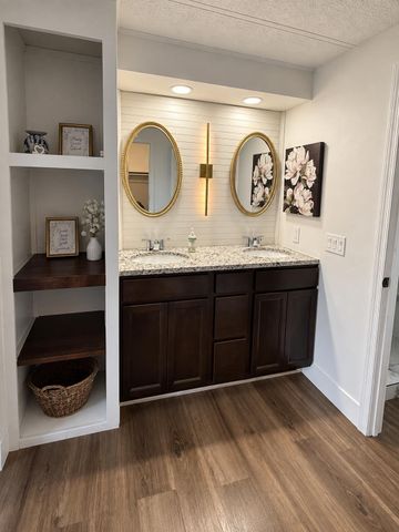 8572 Crown Drive, Boynton Beach, FL 33436