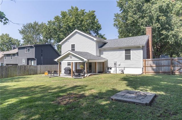1829 152nd Circle E, Olathe, KS 66062
