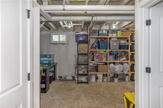 1829 152nd Circle E, Olathe, KS 66062