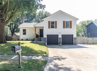 1829 152nd Circle E, Olathe, KS 66062