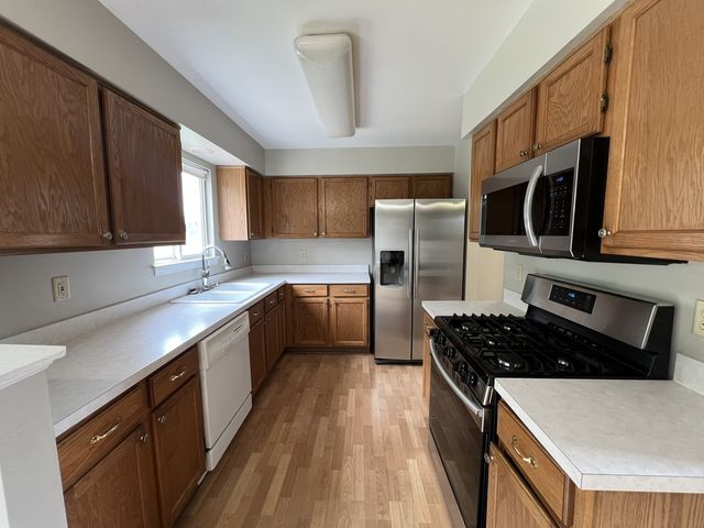 21313 W Cascade Court, Plainfield, IL 60544