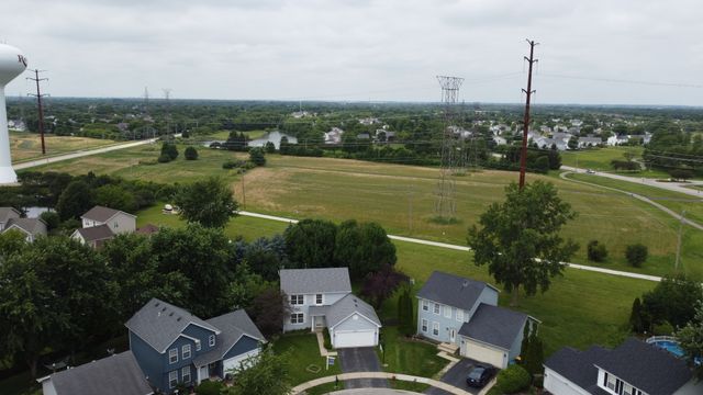 21313 W Cascade Court, Plainfield, IL 60544