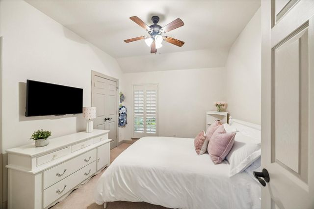 5919 Majestic Pines Drive, Kingwood, TX 77345