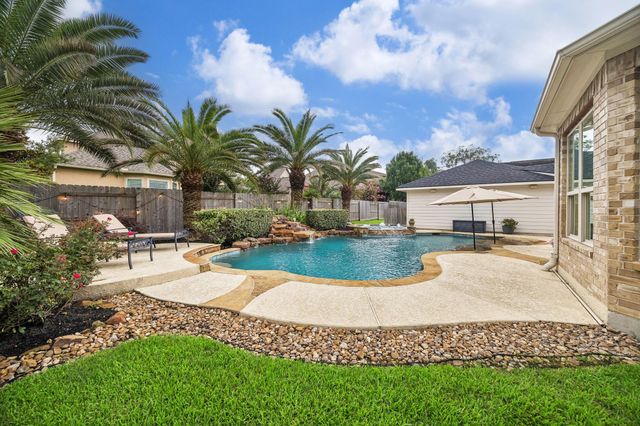 5919 Majestic Pines Drive, Kingwood, TX 77345