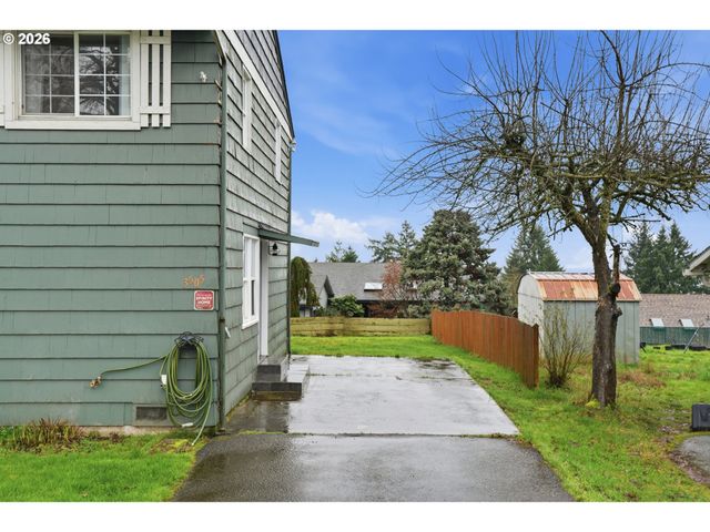 3507 E 11TH St, Vancouver, WA 98661