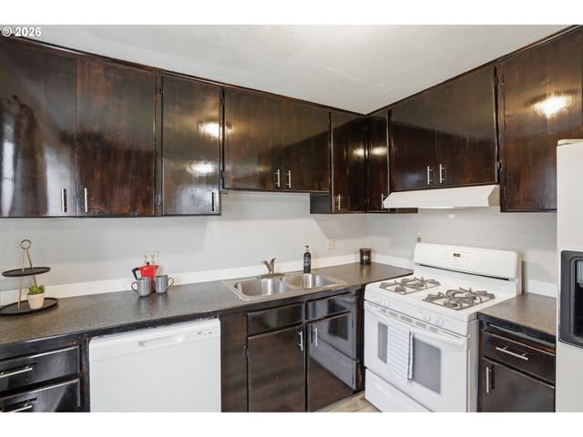 3507 E 11TH St, Vancouver, WA 98661