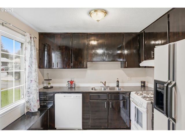 3507 E 11TH St, Vancouver, WA 98661