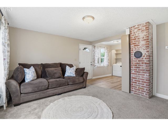 3507 E 11TH St, Vancouver, WA 98661