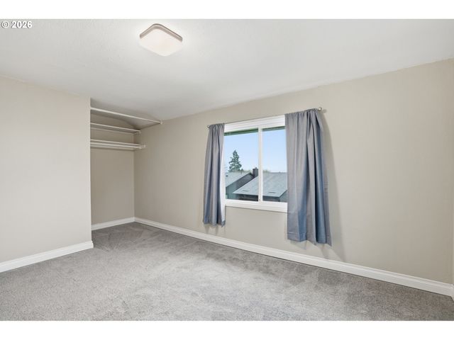 3507 E 11TH St, Vancouver, WA 98661