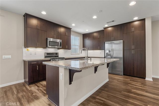 61 Origin, Irvine, CA 92618