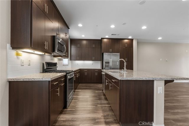 61 Origin, Irvine, CA 92618