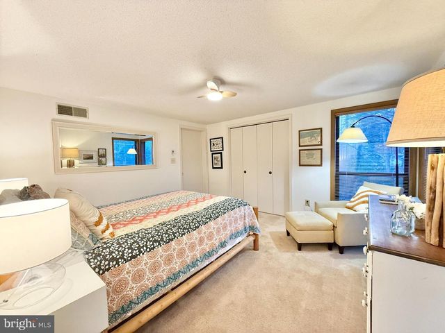 393 TECUMSEH TRL, Hedgesville, WV 25427