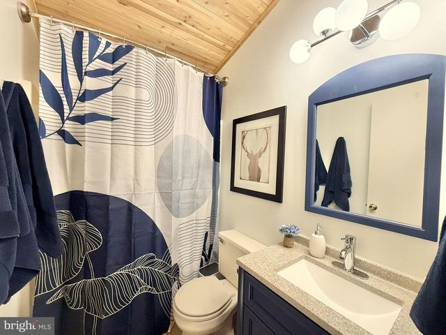 393 TECUMSEH TRL, Hedgesville, WV 25427