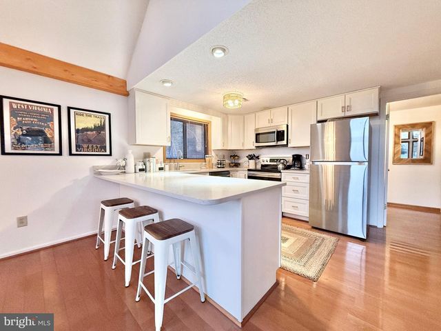 393 TECUMSEH TRL, Hedgesville, WV 25427