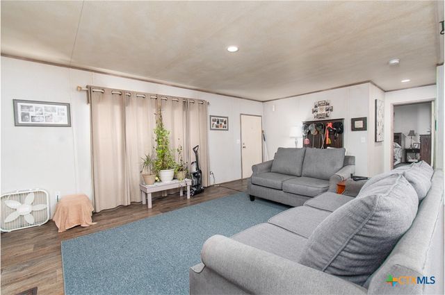 421 Old Pidcoke Road, Gatesville, TX 76528
