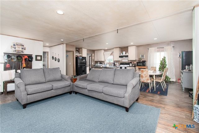 421 Old Pidcoke Road, Gatesville, TX 76528