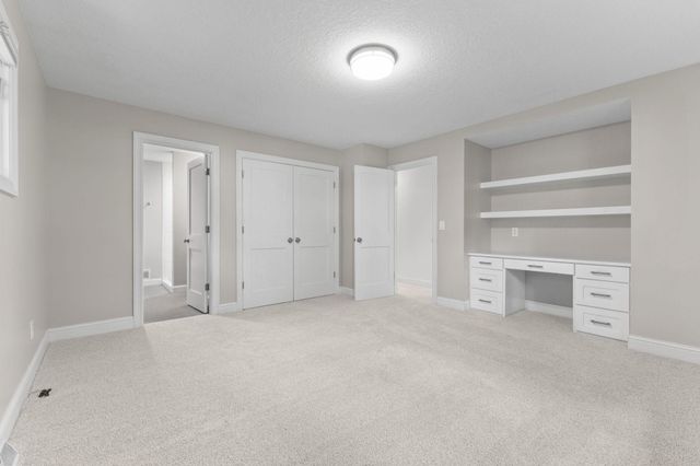 8100 Oakmere Road, Bloomington, MN 55438