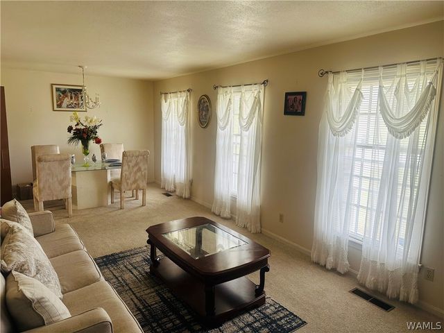 211 Eatman, Eutaw, AL 35462