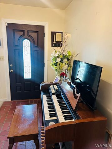 211 Eatman, Eutaw, AL 35462