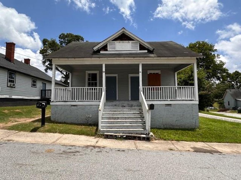 6 Hazel Street, Porterdale, GA 30014