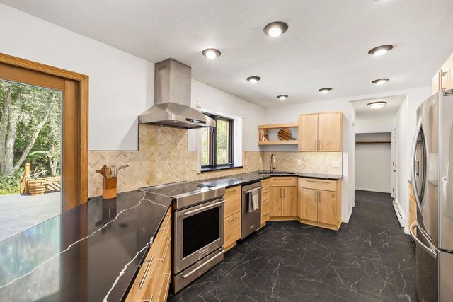 3470 Leflore Court, Verona, WI 53593