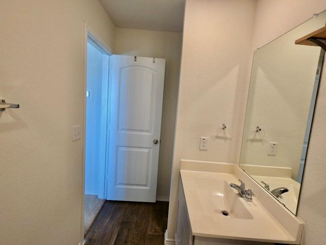 13525 Open Wagon TRL, Elgin, TX 78621