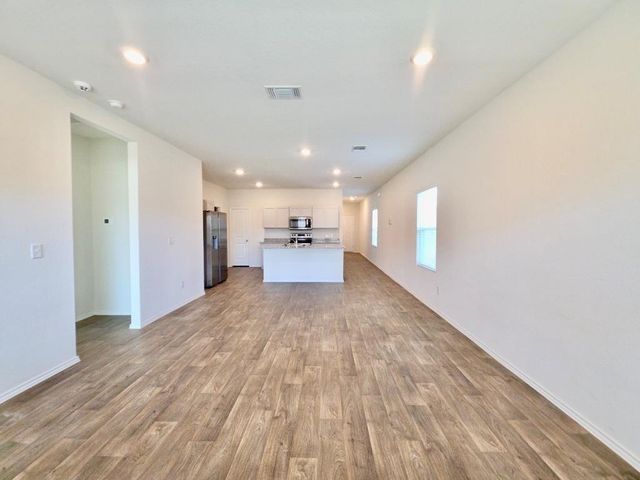 13525 Open Wagon TRL, Elgin, TX 78621