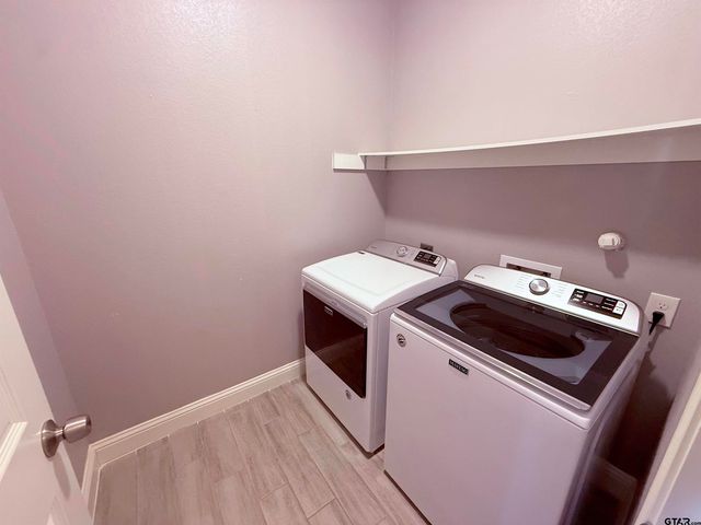 611 Dela Cruz Dr, Winnsboro, TX 75494