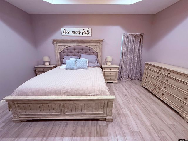 611 Dela Cruz Dr, Winnsboro, TX 75494