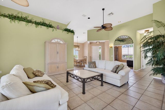 9407 Avenel Lane, Port St. Lucie, Port St Lucie, FL 34986
