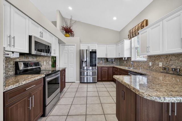 9407 Avenel Lane, Port St. Lucie, Port St Lucie, FL 34986