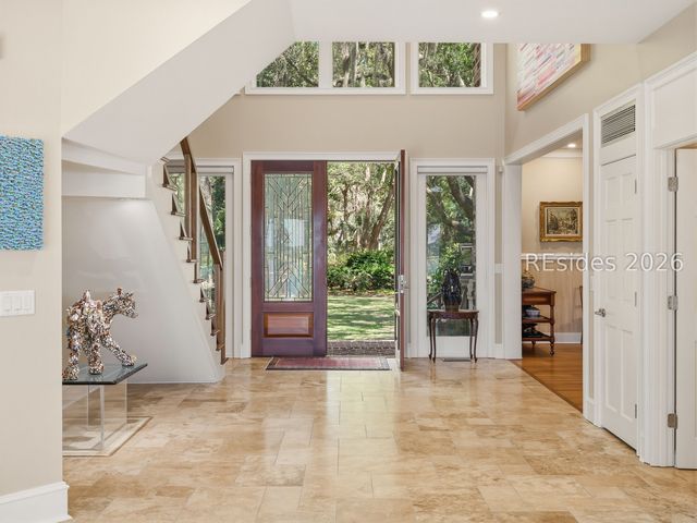 12 Brams Point Rd, Hilton Head Island, SC 29926