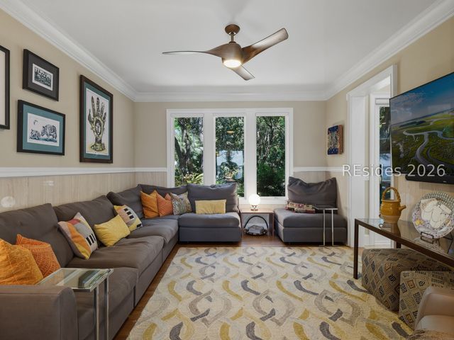 12 Brams Point Rd, Hilton Head Island, SC 29926