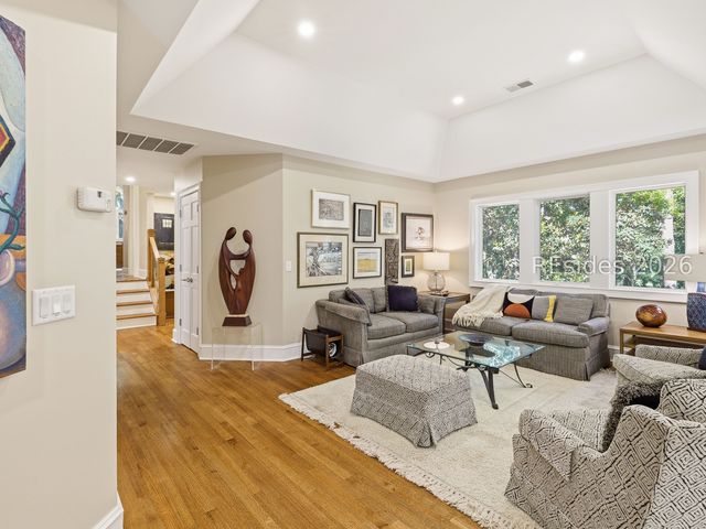 12 Brams Point Rd, Hilton Head Island, SC 29926