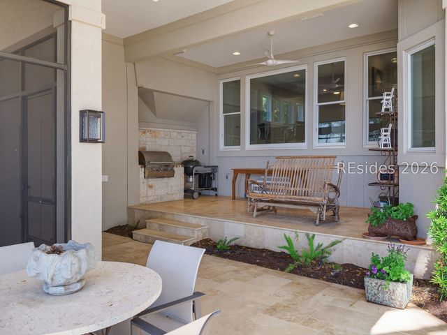 12 Brams Point Rd, Hilton Head Island, SC 29926