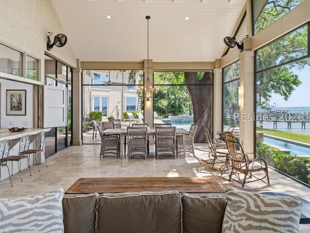 12 Brams Point Rd, Hilton Head Island, SC 29926