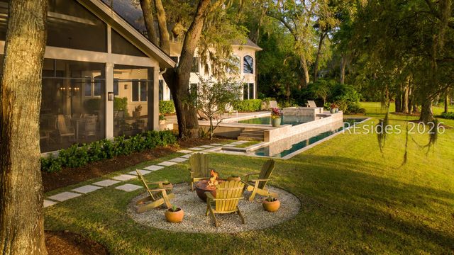 12 Brams Point Rd, Hilton Head Island, SC 29926