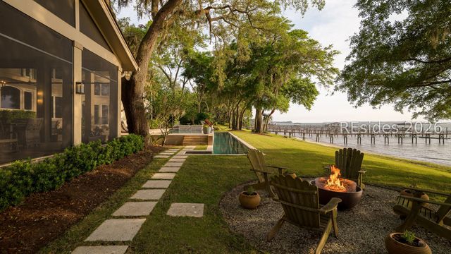 12 Brams Point Rd, Hilton Head Island, SC 29926