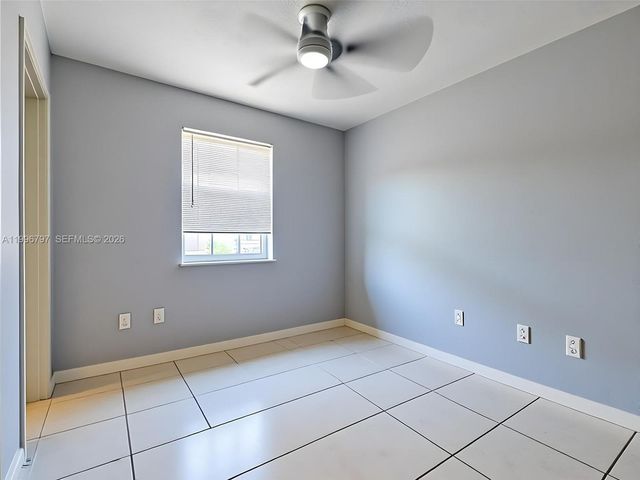 1331 N 69th Ave, Hollywood, FL 33024