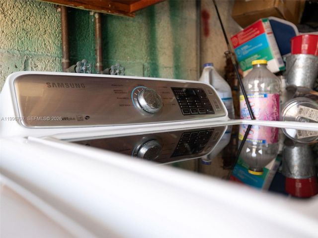 1331 N 69th Ave, Hollywood, FL 33024