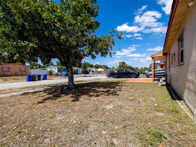 1331 N 69th Ave, Hollywood, FL 33024