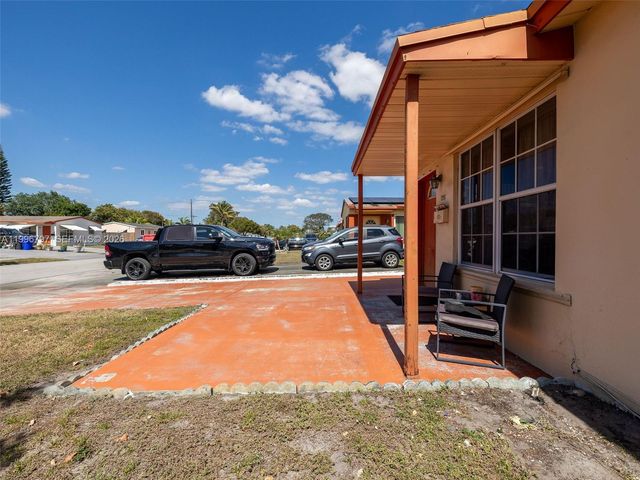 1331 N 69th Ave, Hollywood, FL 33024