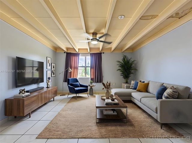 1331 N 69th Ave, Hollywood, FL 33024