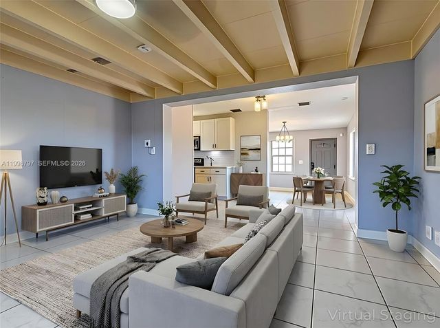 1331 N 69th Ave, Hollywood, FL 33024