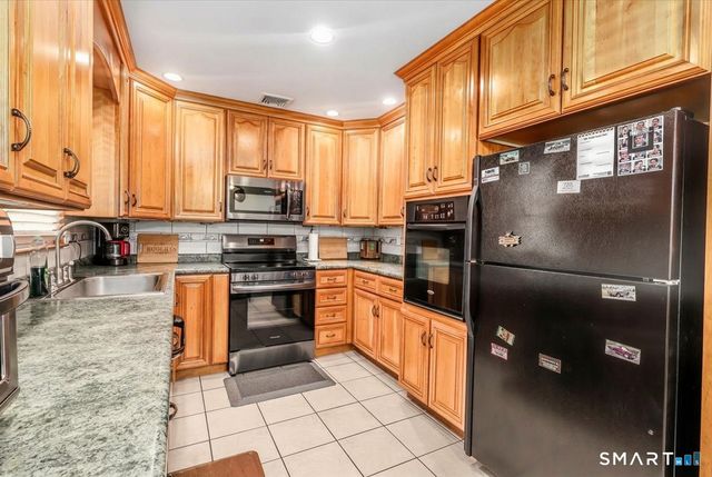 46 Jeanette Road, Danbury, CT 06811