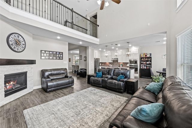 13814 Evert Court, Mont Belvieu, TX 77523