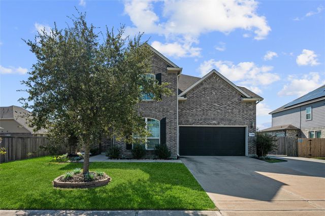 13814 Evert Court, Mont Belvieu, TX 77523